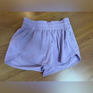 LULULEMON Tracker Short V (Lined)